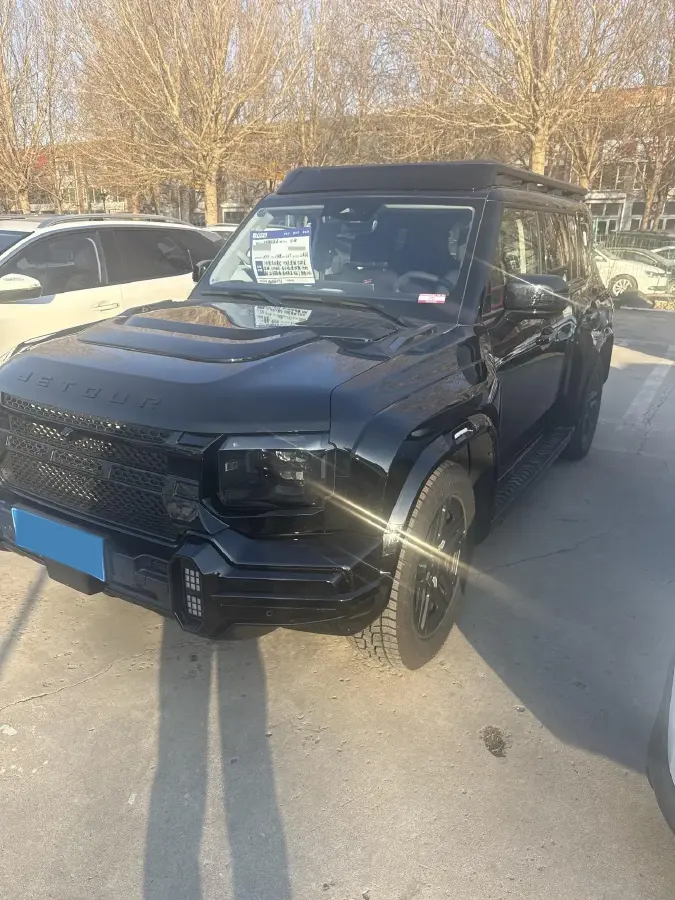 2025 Jetour Traveller 2.0T 254HP L4 7DCT