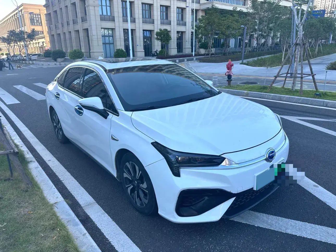 2020 AION S thumbnail 3