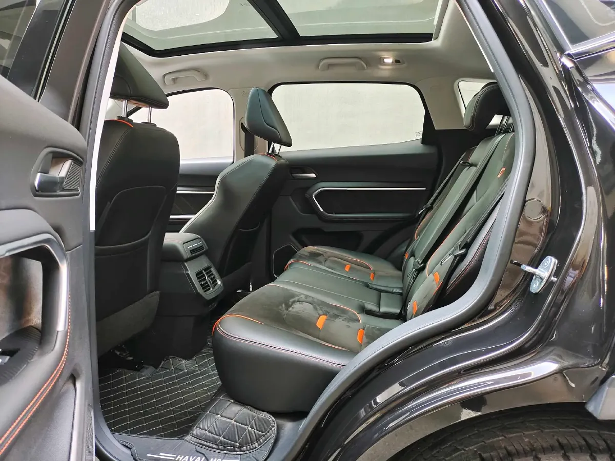 2021 Haval H6 2.0T 224HP L4 7DCT,autocango,china used car exporter,china ev exporter,chinese used car exporter,chinese used ev exporter