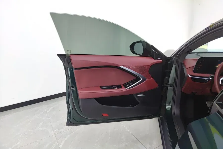 2023 MG 7 2.0T 261HP L4 9AT,autocango,china used car exporter,china ev exporter,chinese used car exporter,chinese used ev exporter