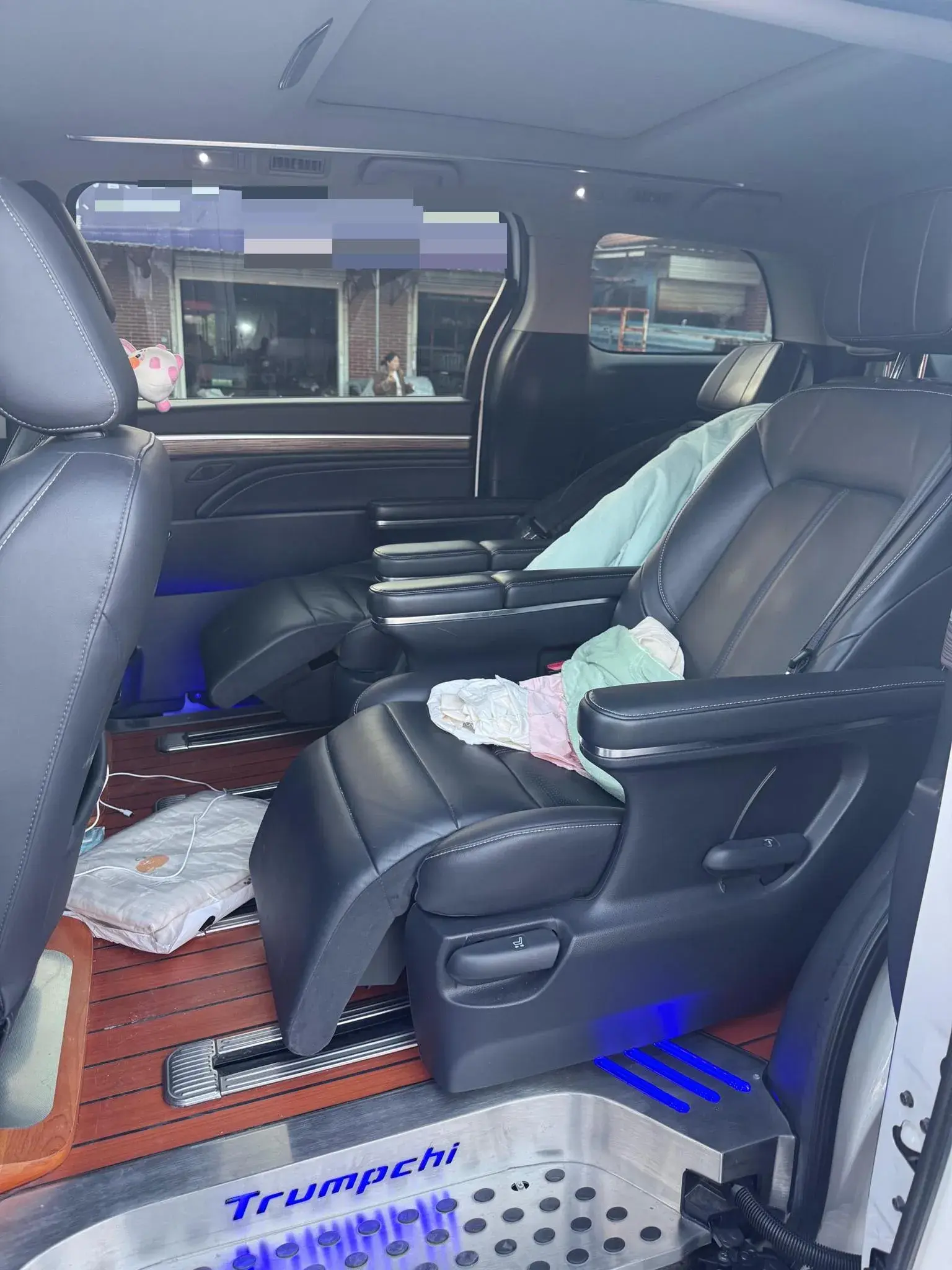 2021 GAC TRUMPCHI thumbnail 4