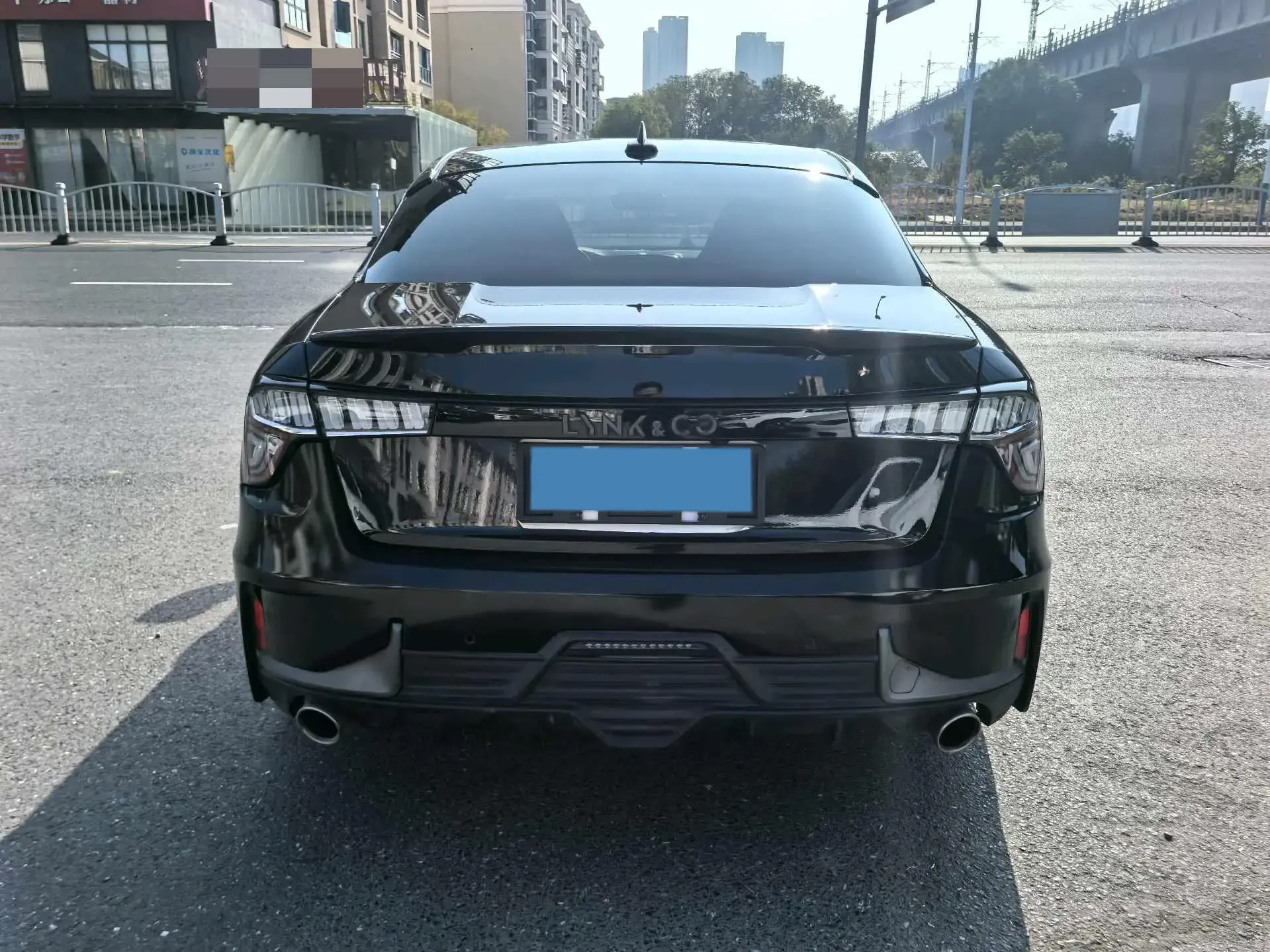 2021 LYNK&CO 03 thumbnail 4