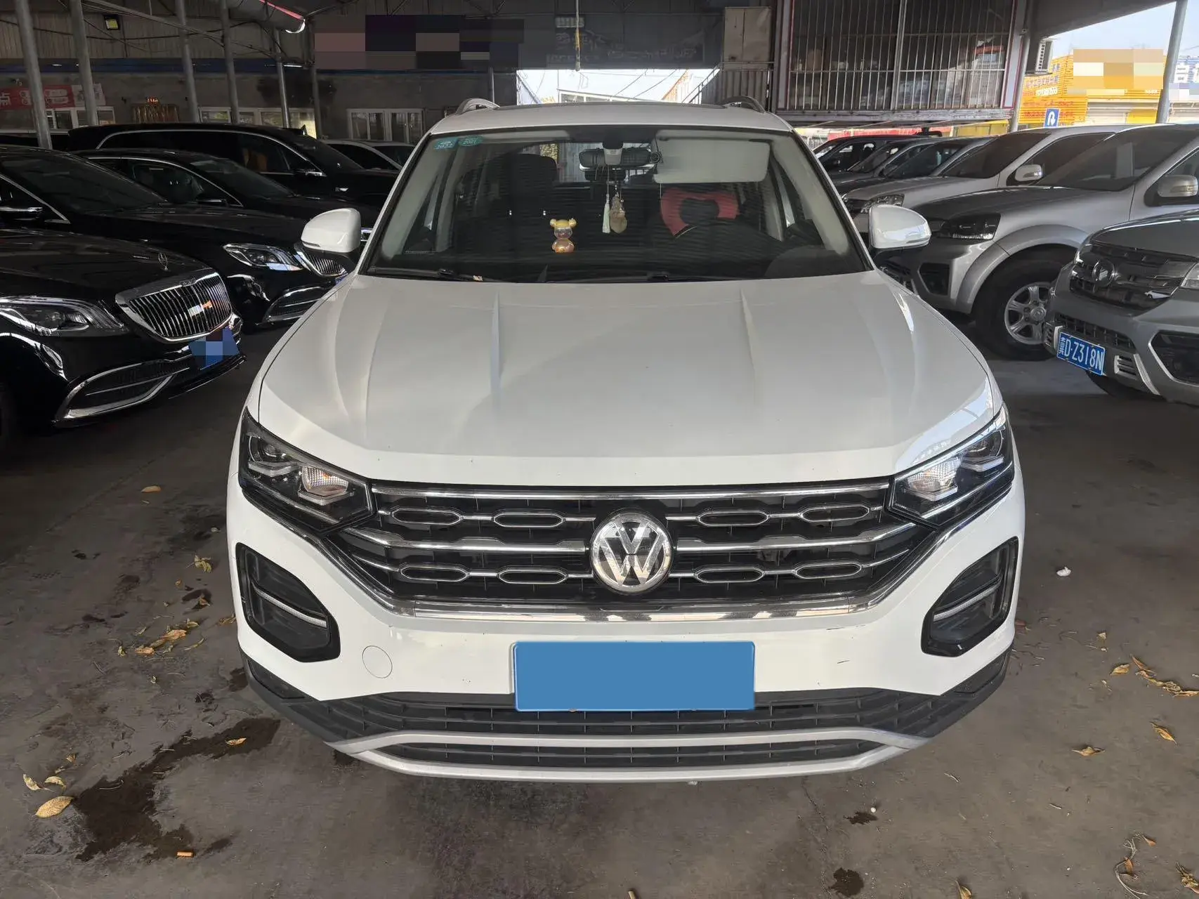 2020 VOLKSWAGEN TAYRON thumbnail 3