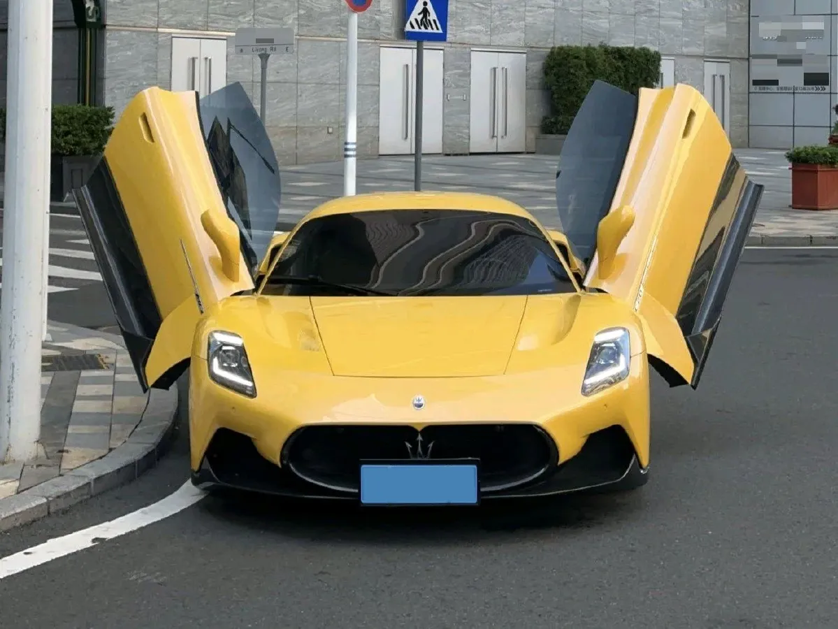 2020 Maserati MC20 3.0T 630HP V6 8DCT,autocango,china used car exporter,china ev exporter,chinese used car exporter,chinese used ev exporter