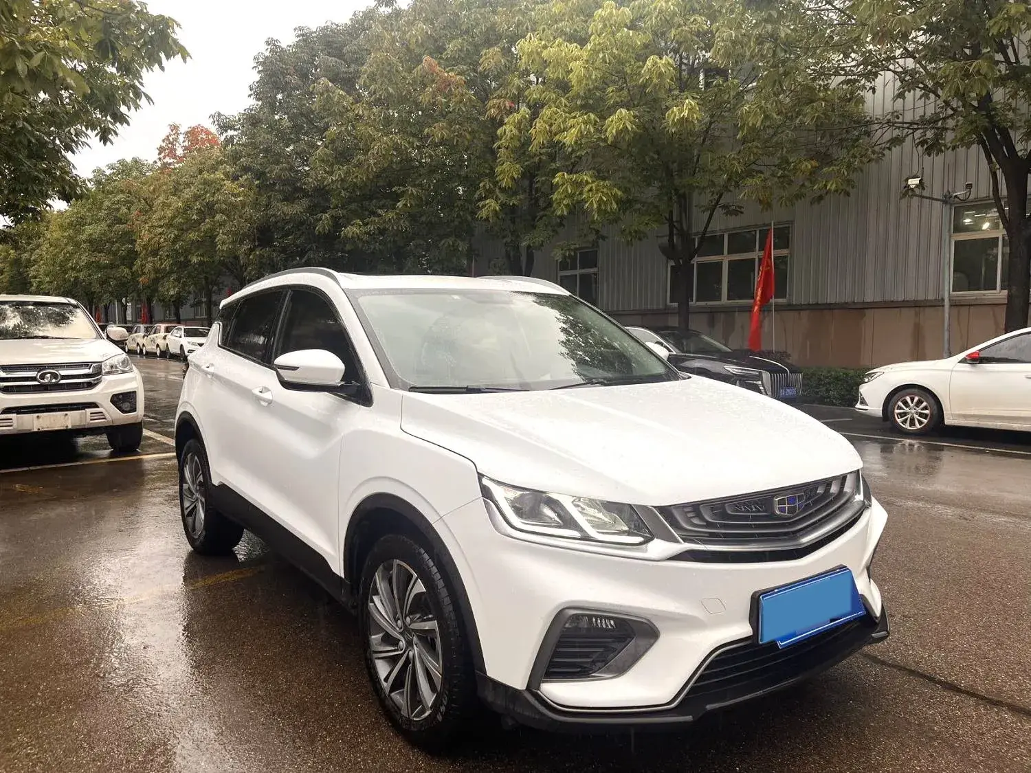 2019 GEELY COOLRAY thumbnail 3