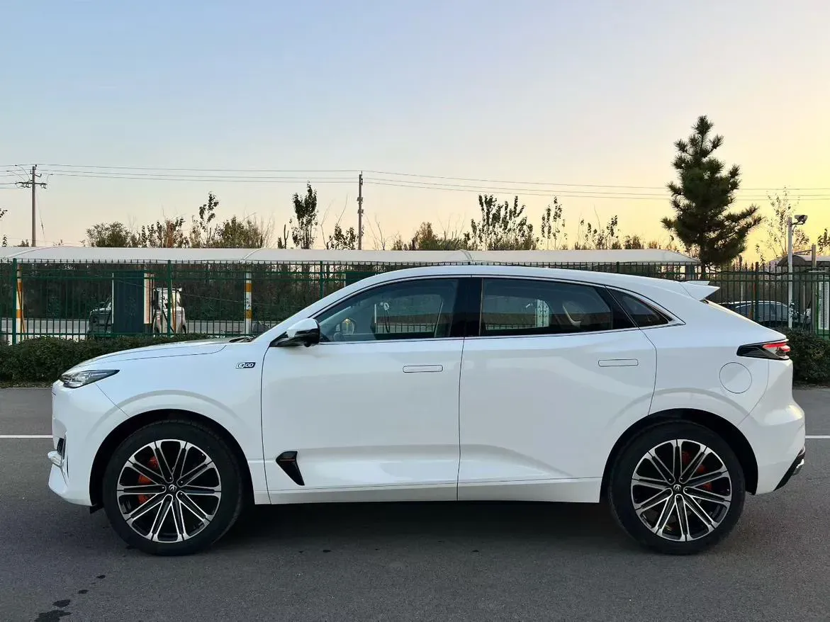 2024 ChangAn UNI-K iDD 1.5T 170HP L4 6TCT PHEV 28.4KWH,autocango,china used car exporter,china ev exporter,chinese used car exporter,chinese used ev exporter