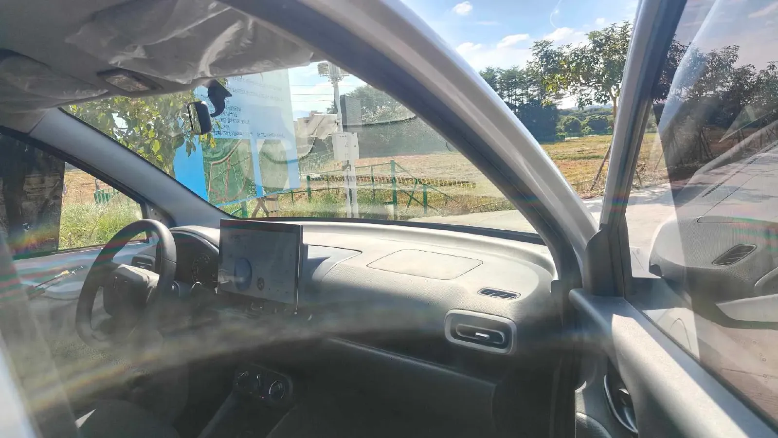 2024 WuLing HongGuang New Energy BEV 32.6KWH,autocango,china used car exporter,china ev exporter,chinese used car exporter,chinese used ev exporter