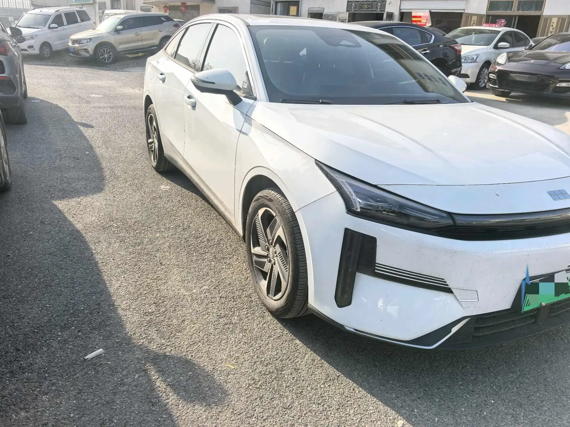 2025 GEELY GALAXY thumbnail 3