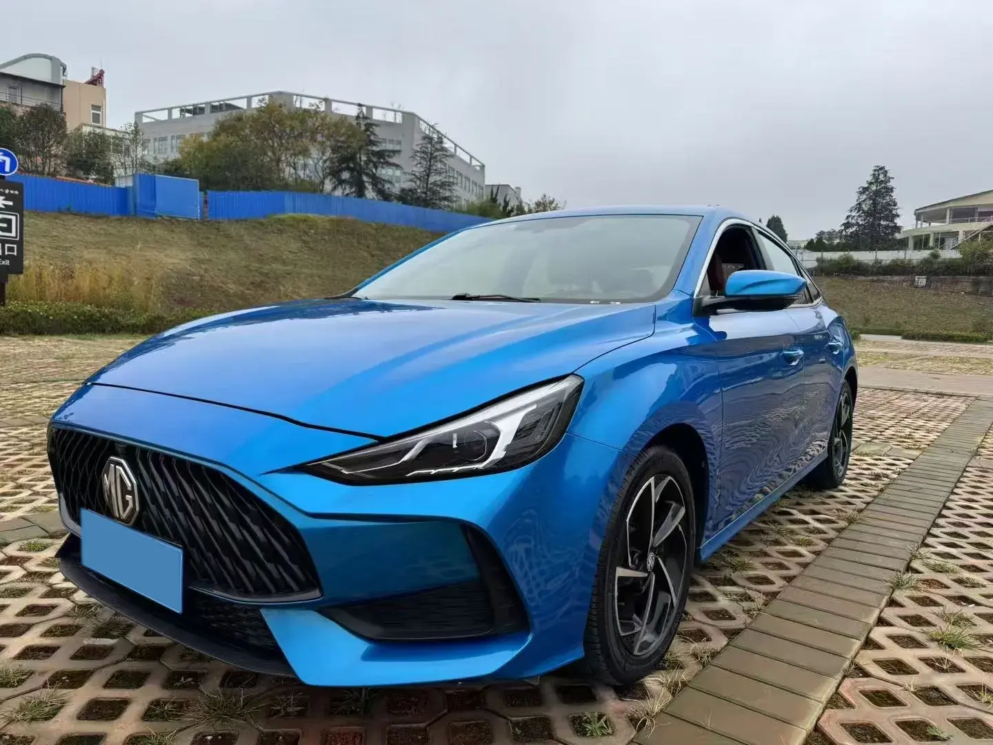2021 MG 5 view 1