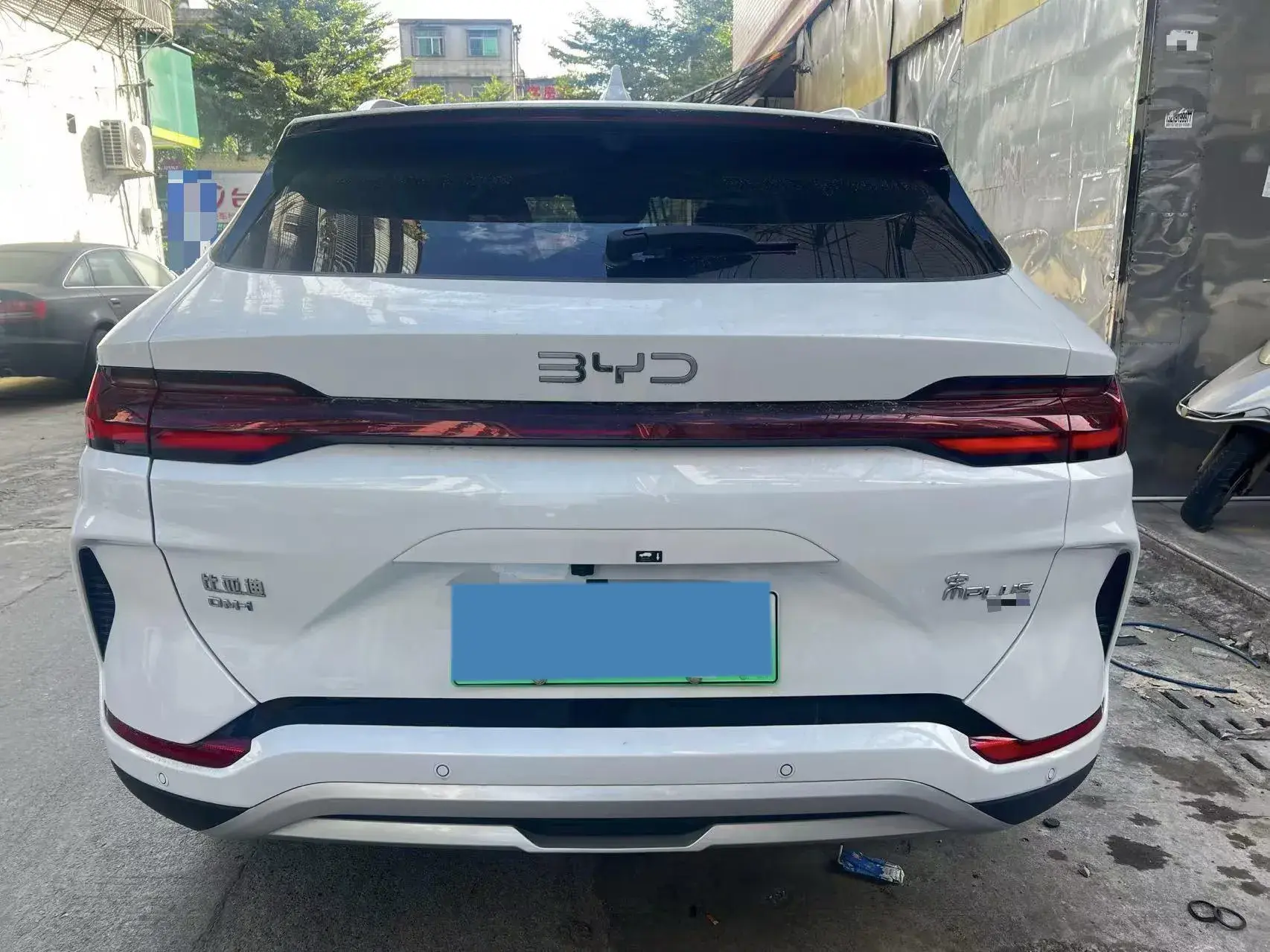 2025 BYD SONG thumbnail 4