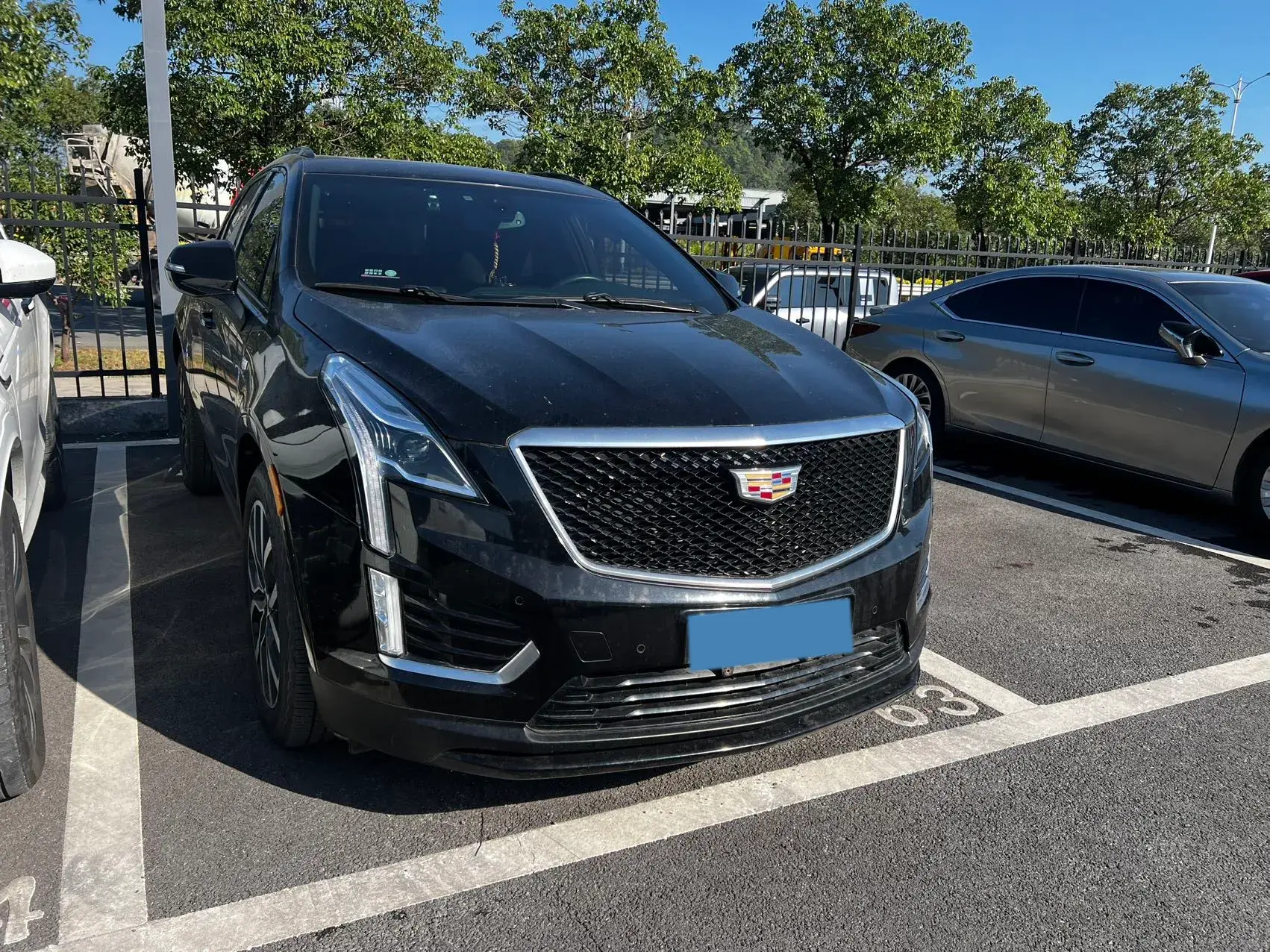 2022 CADILLAC XT5 thumbnail 2