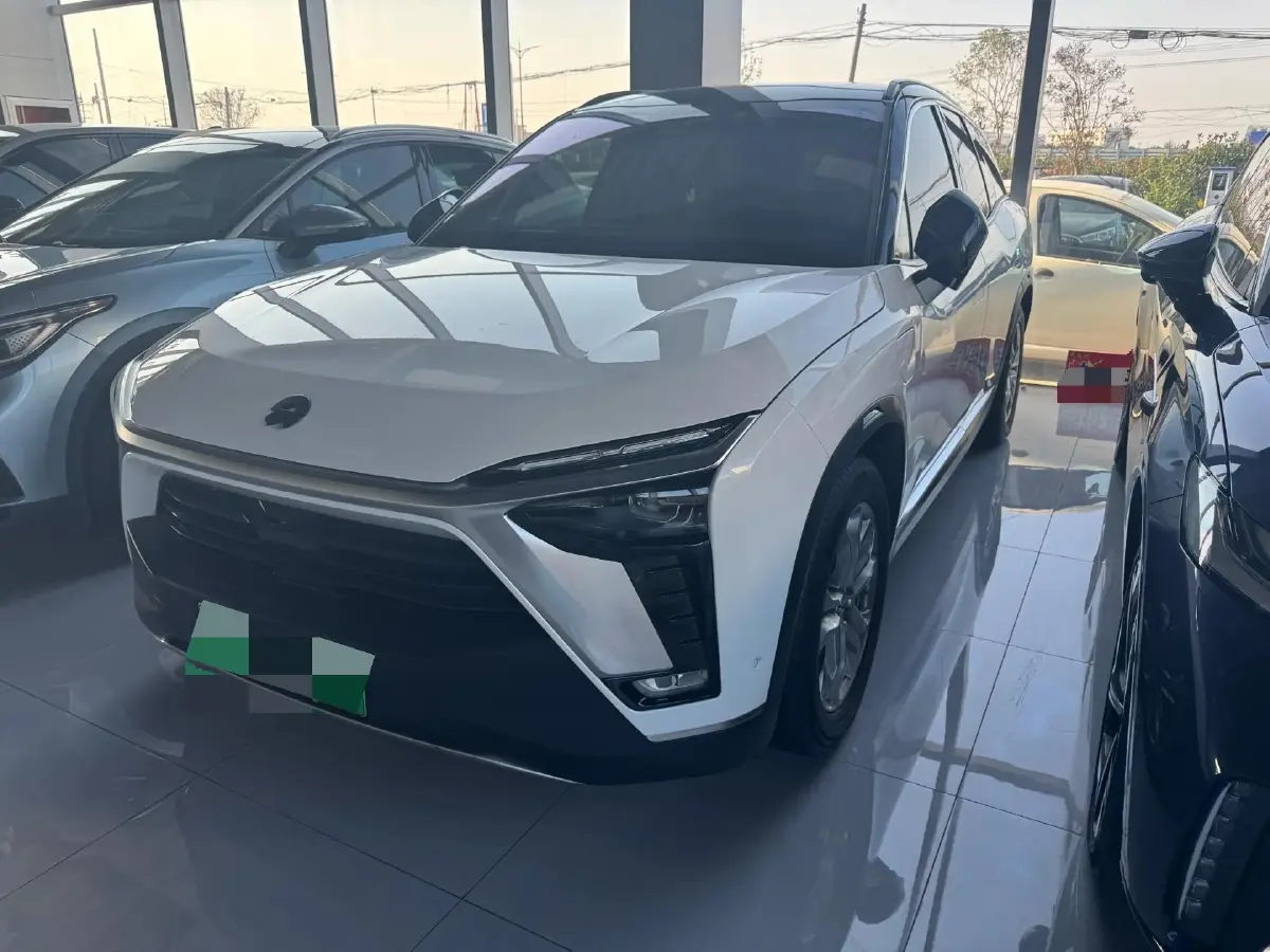 2020 NIO ES8 BEV 70KWH