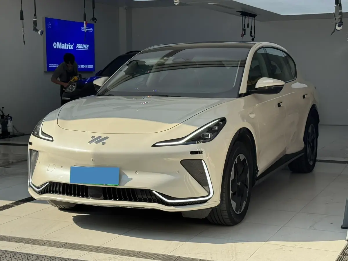 2023 IM LS7 BEV 77KWH