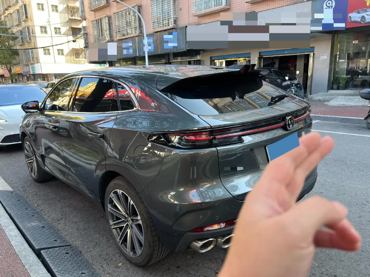 2024 ChangAn UNI-K 2.0T 233HP L4 8AT,autocango,china used car exporter,china ev exporter,chinese used car exporter,chinese used ev exporter