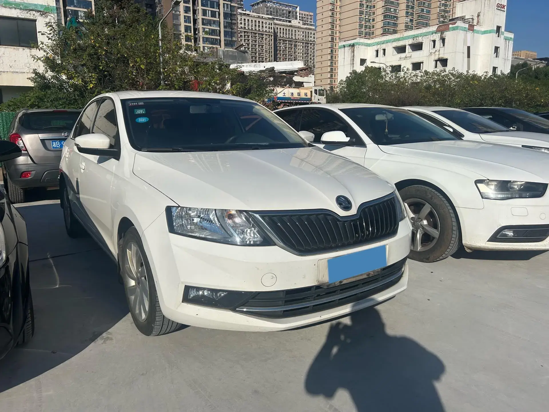 2019 SKODA RAPID thumbnail 4