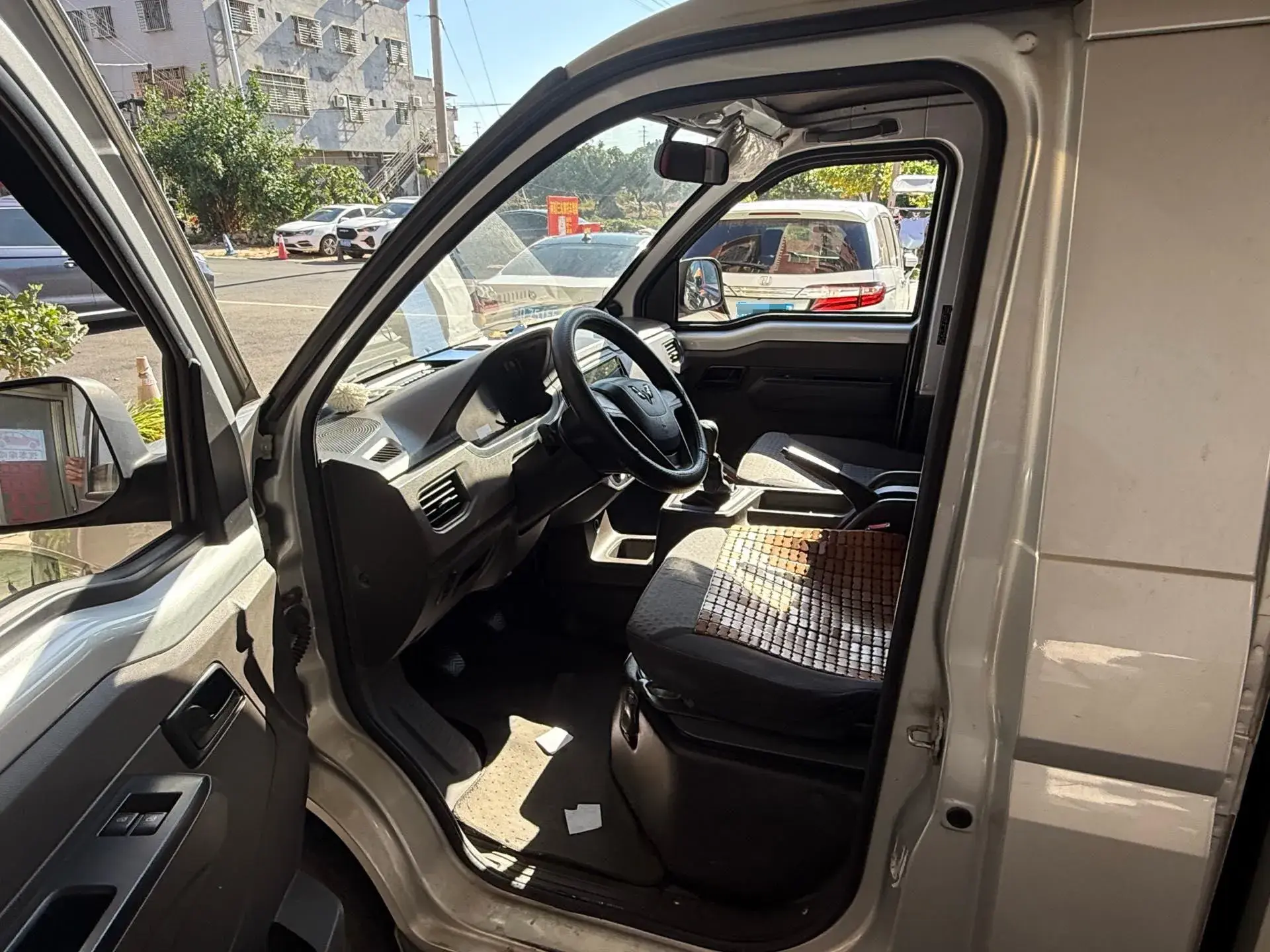 2019 WULING RONGGUANG thumbnail 4