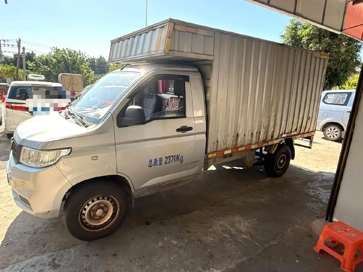 2019 WuLing RongGuang New Truck 1.5L 107HP L4 5MT