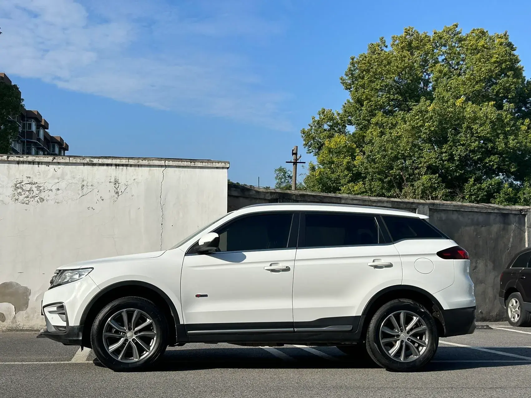 2018 GEELY AZKARRA thumbnail 4