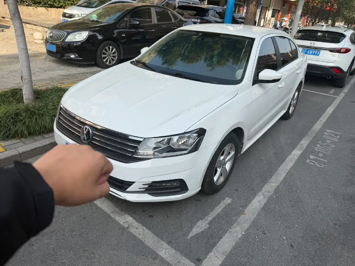 2019 Volkswagen Lavida 1.5L 112HP L4 6AT