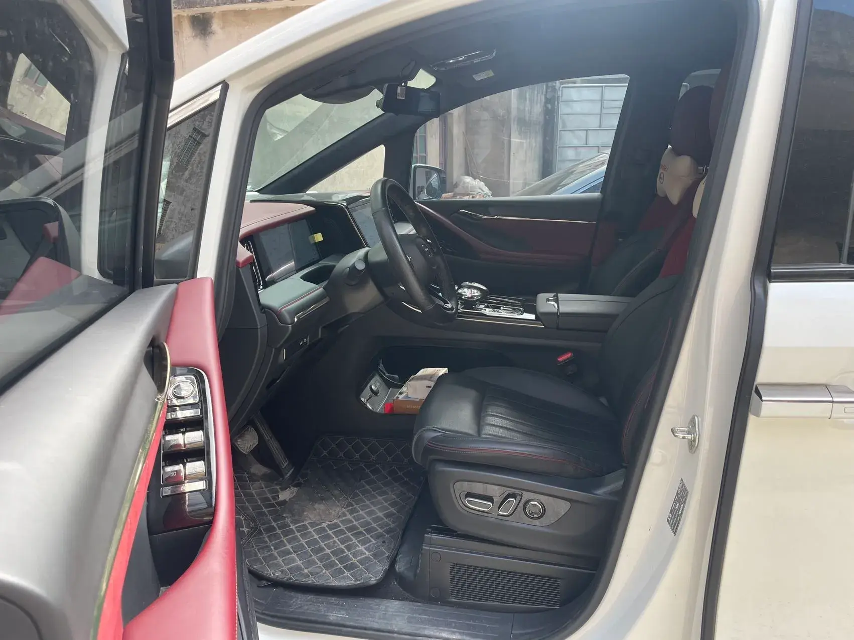 2023 GAC TRUMPCHI thumbnail 3