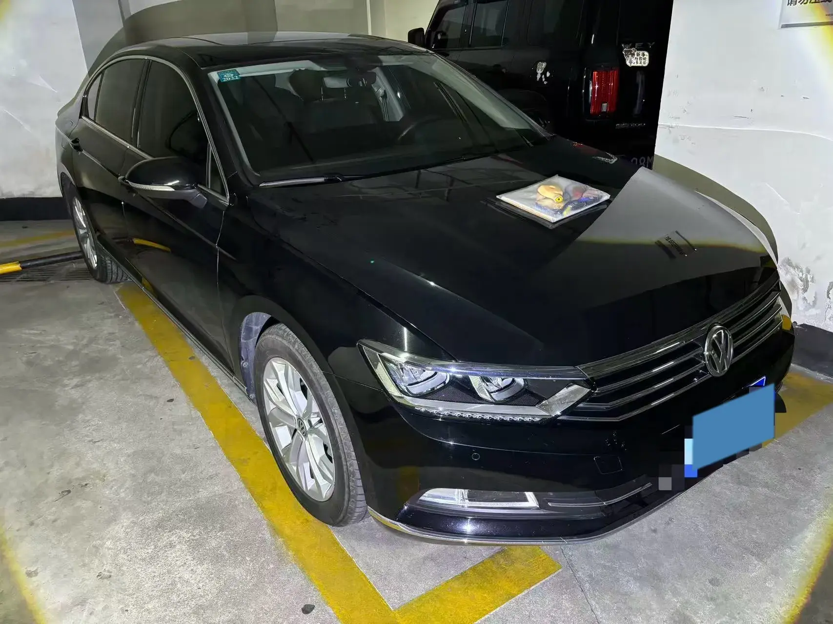 2019 VOLKSWAGEN MAGOTAN thumbnail 3