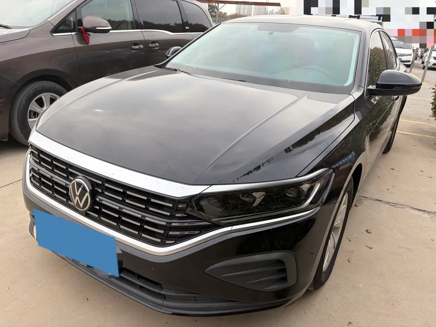2024 VOLKSWAGEN PASSAT view 1