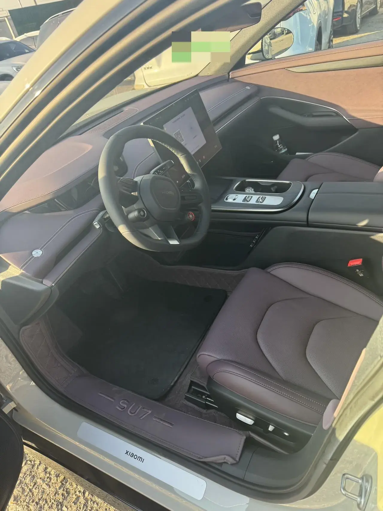 2024 MI SU7 thumbnail 4