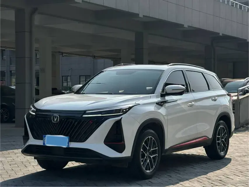 2022 CHANGAN CS75 view 1