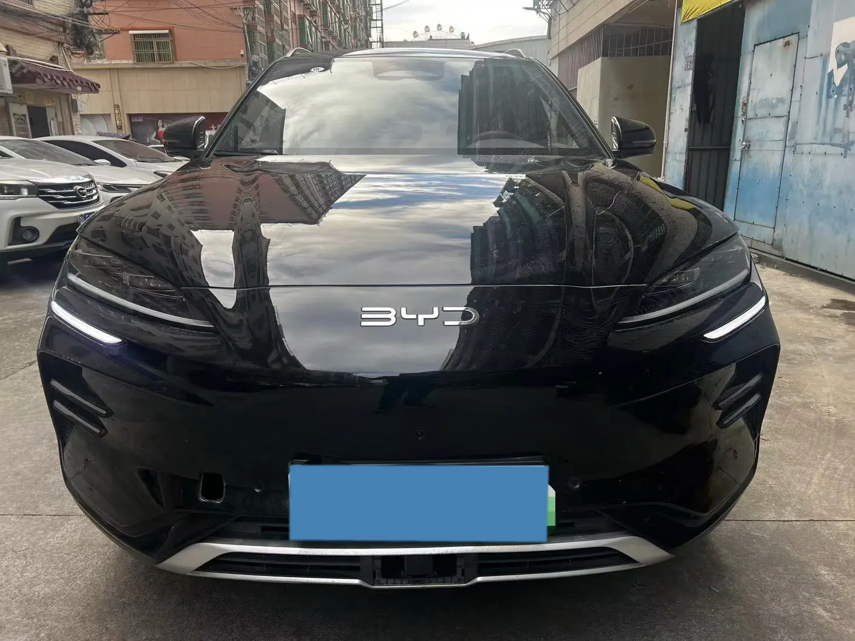 2025 BYD SONG thumbnail 3