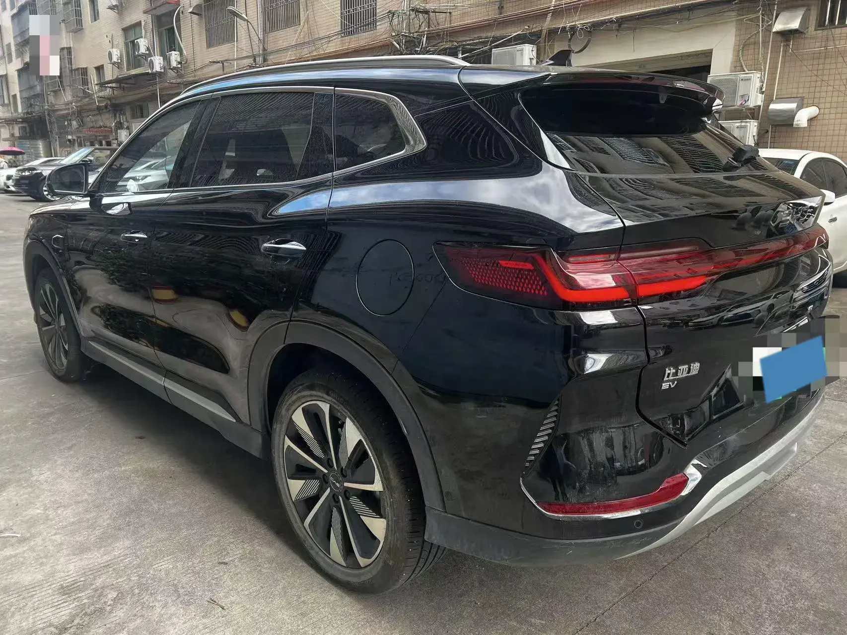 2025 BYD SONG thumbnail 4