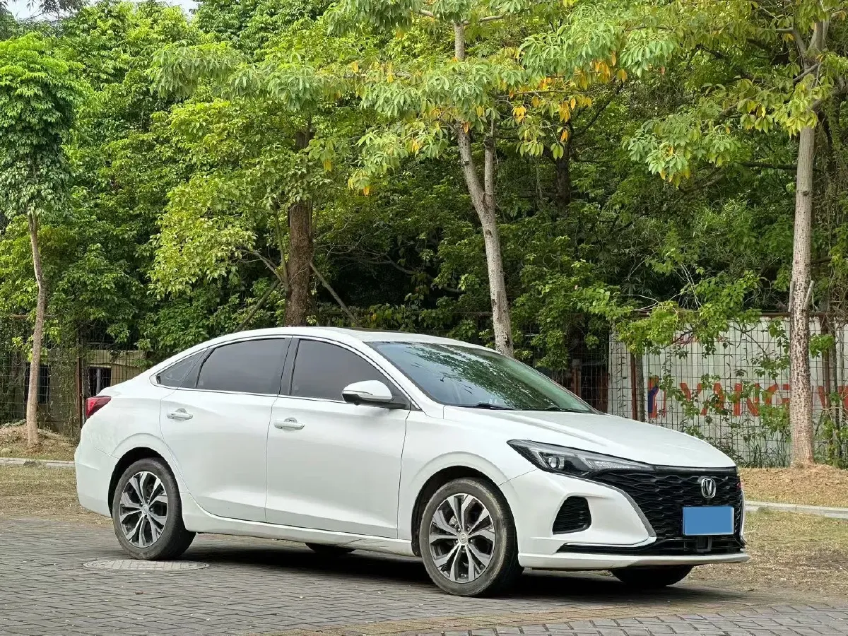 2021 ChangAn Eado 1.4T 160HP L4 7DCT,autocango,china used car exporter,china ev exporter,chinese used car exporter,chinese used ev exporter