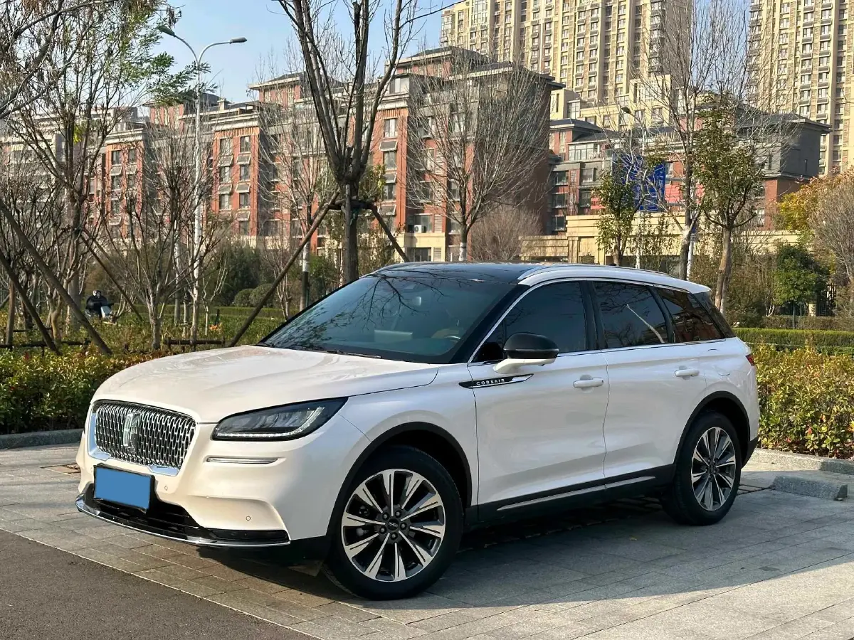 2022 Lincoln Corsair 2.0T 245HP L4 8AT