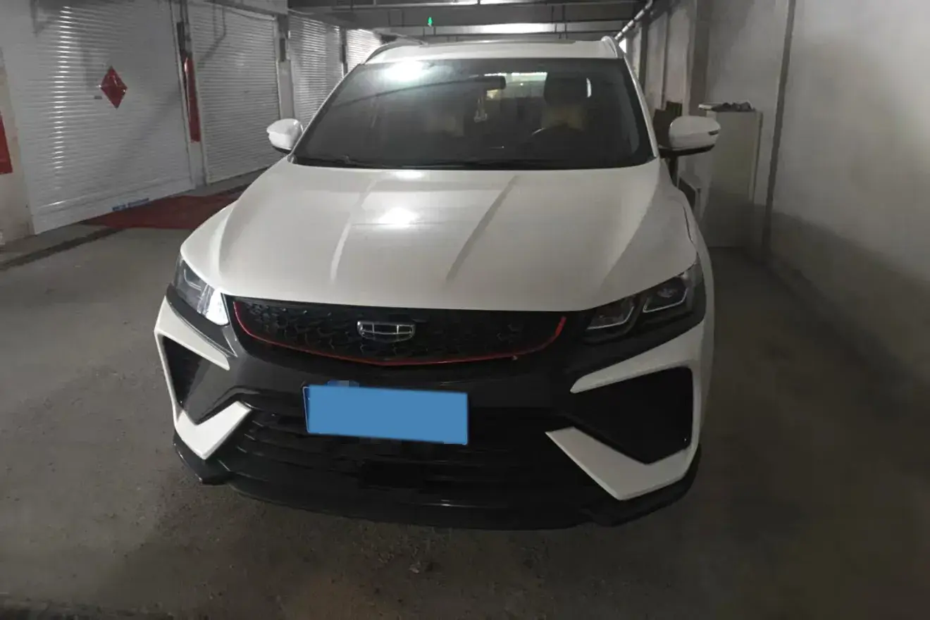 2021 GEELY COOLRAY thumbnail 2