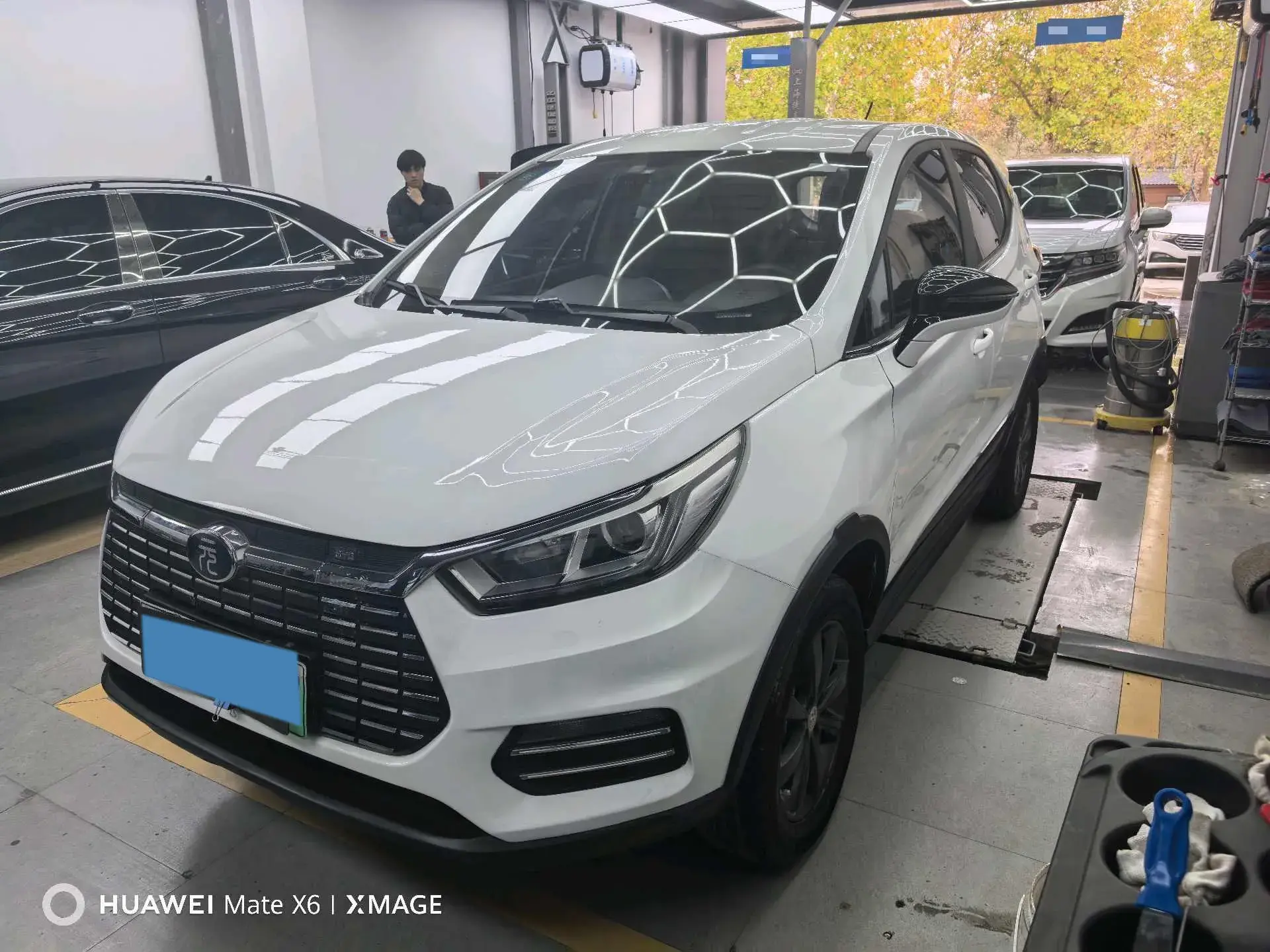 2018 BYD YUAN view 1