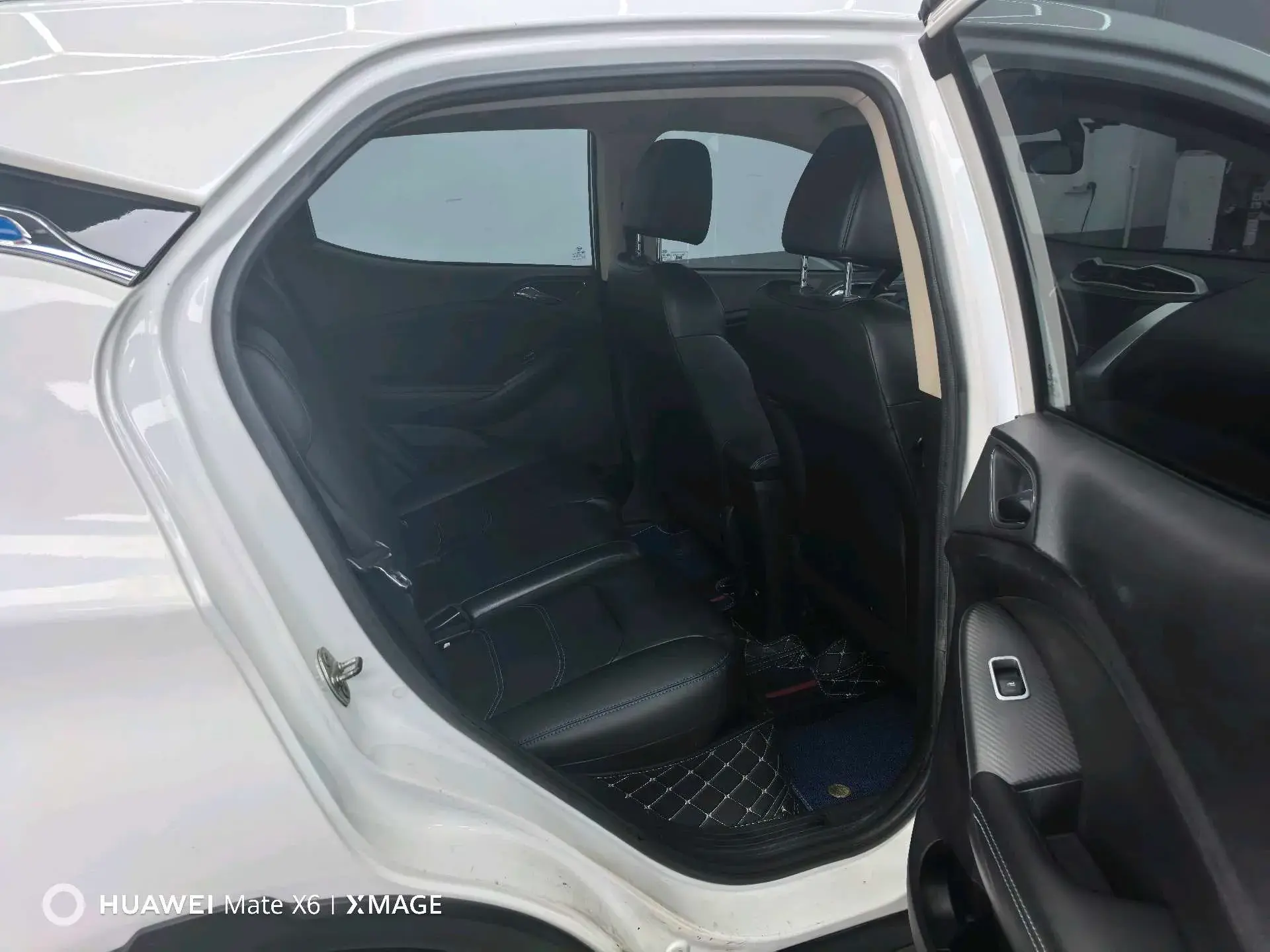 2018 BYD YUAN thumbnail 4