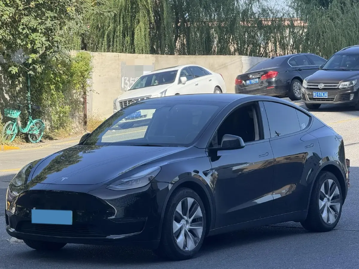 2021 Tesla Model Y BEV 60KWH
