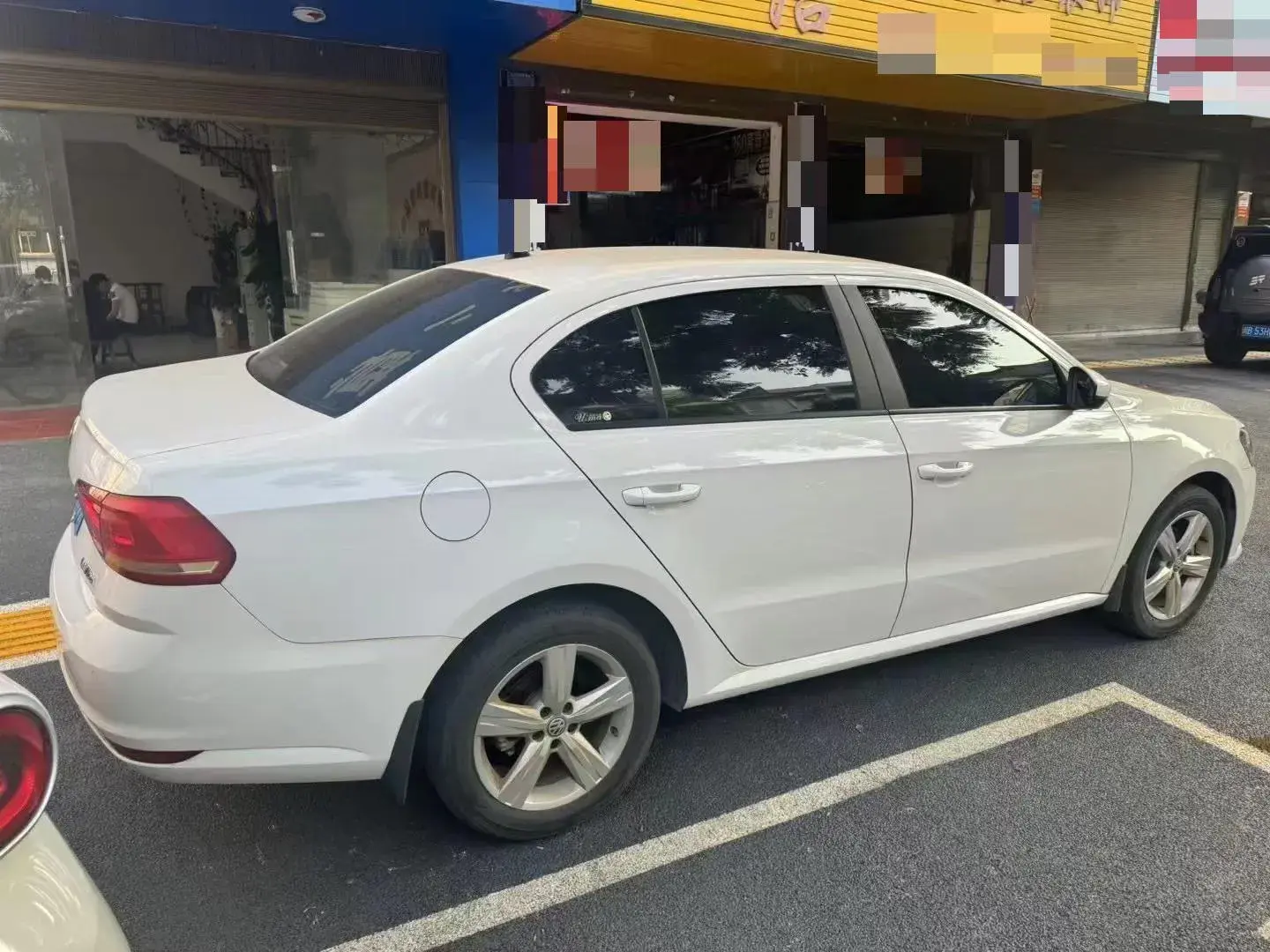 2019 VOLKSWAGEN LAVIDA thumbnail 4