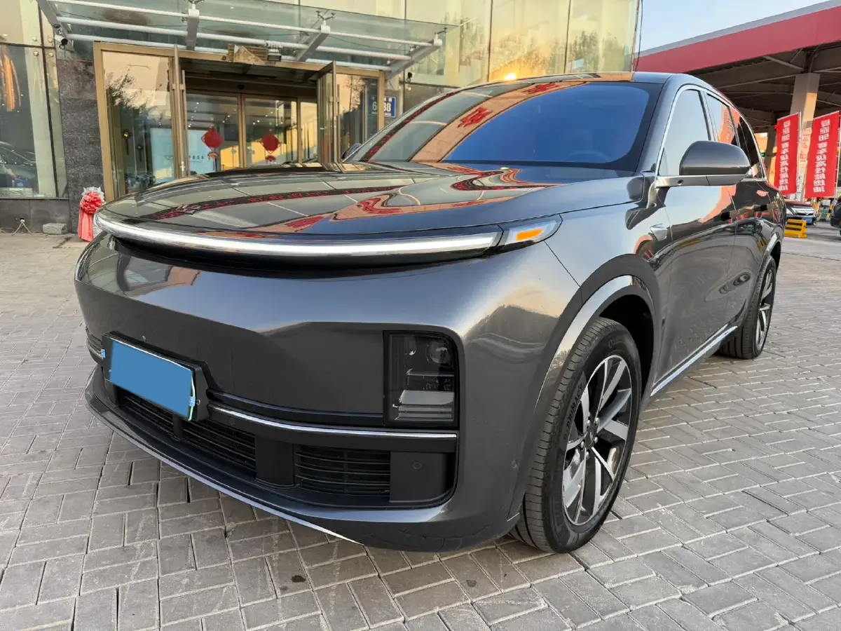 2023 Li L8 Range Extended 154HP REEV 40.9KWH