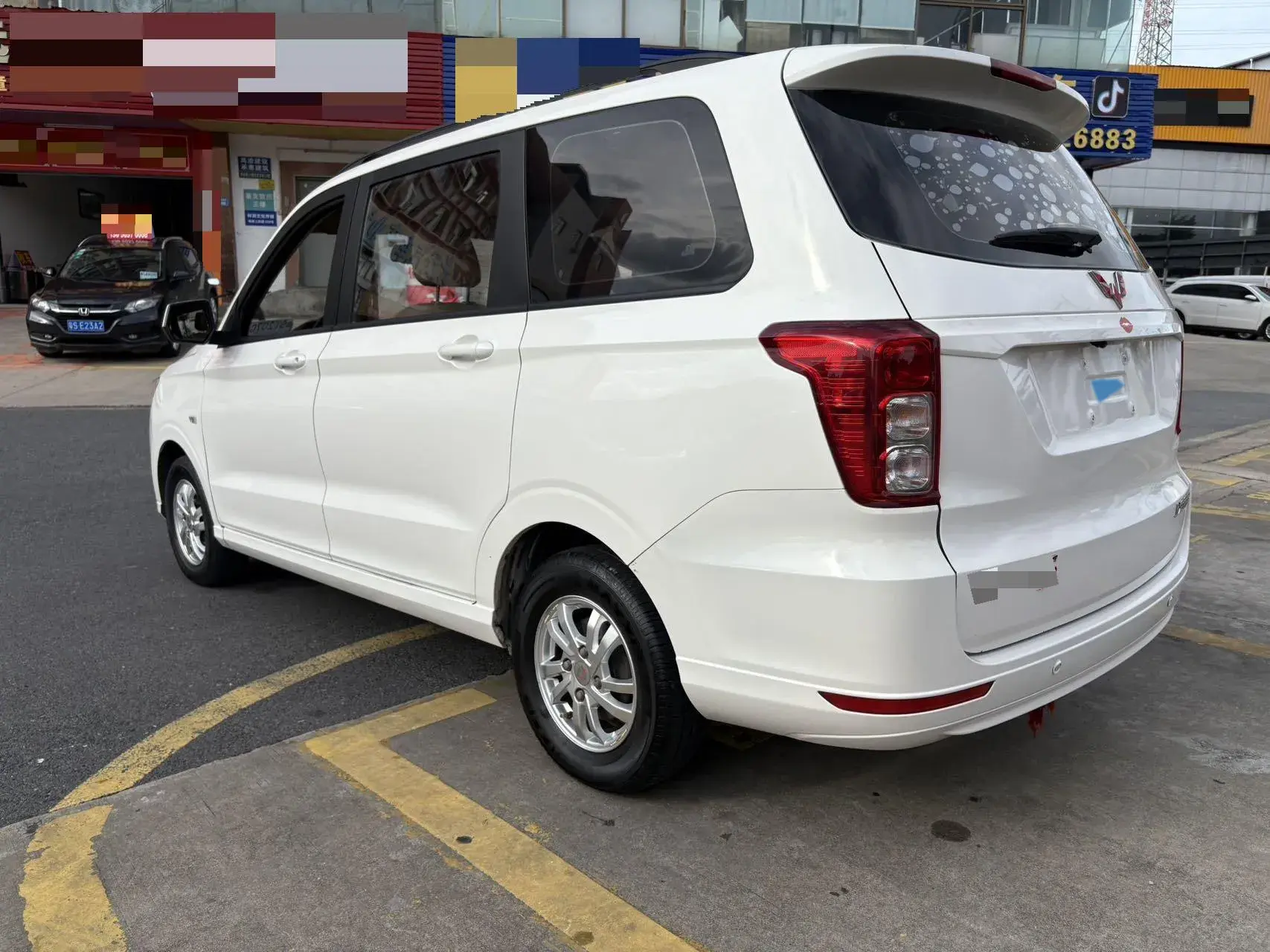 2019 WULING HONGGUANG thumbnail 2