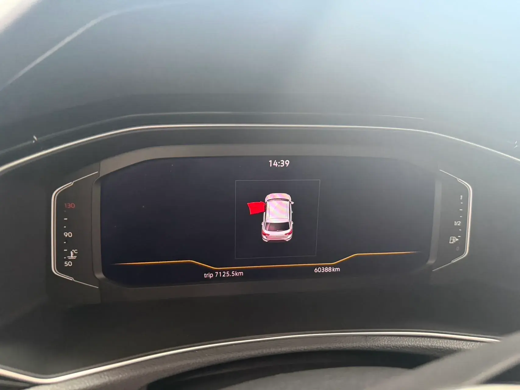 2021 VOLKSWAGEN T-ROC thumbnail 4