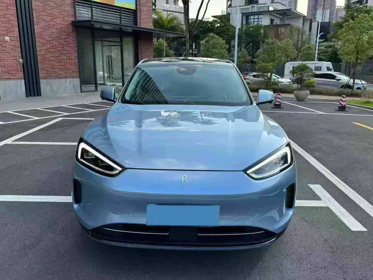 2022 AITO AITO thumbnail 2