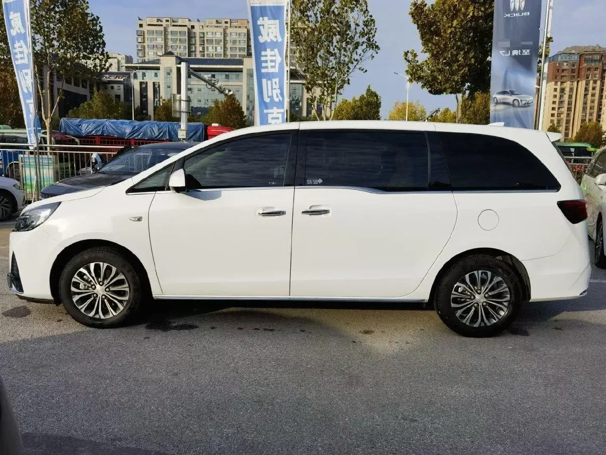 2022 Buick GL8 2.0T 237HP L4 9AT,autocango,china used car exporter,china ev exporter,chinese used car exporter,chinese used ev exporter