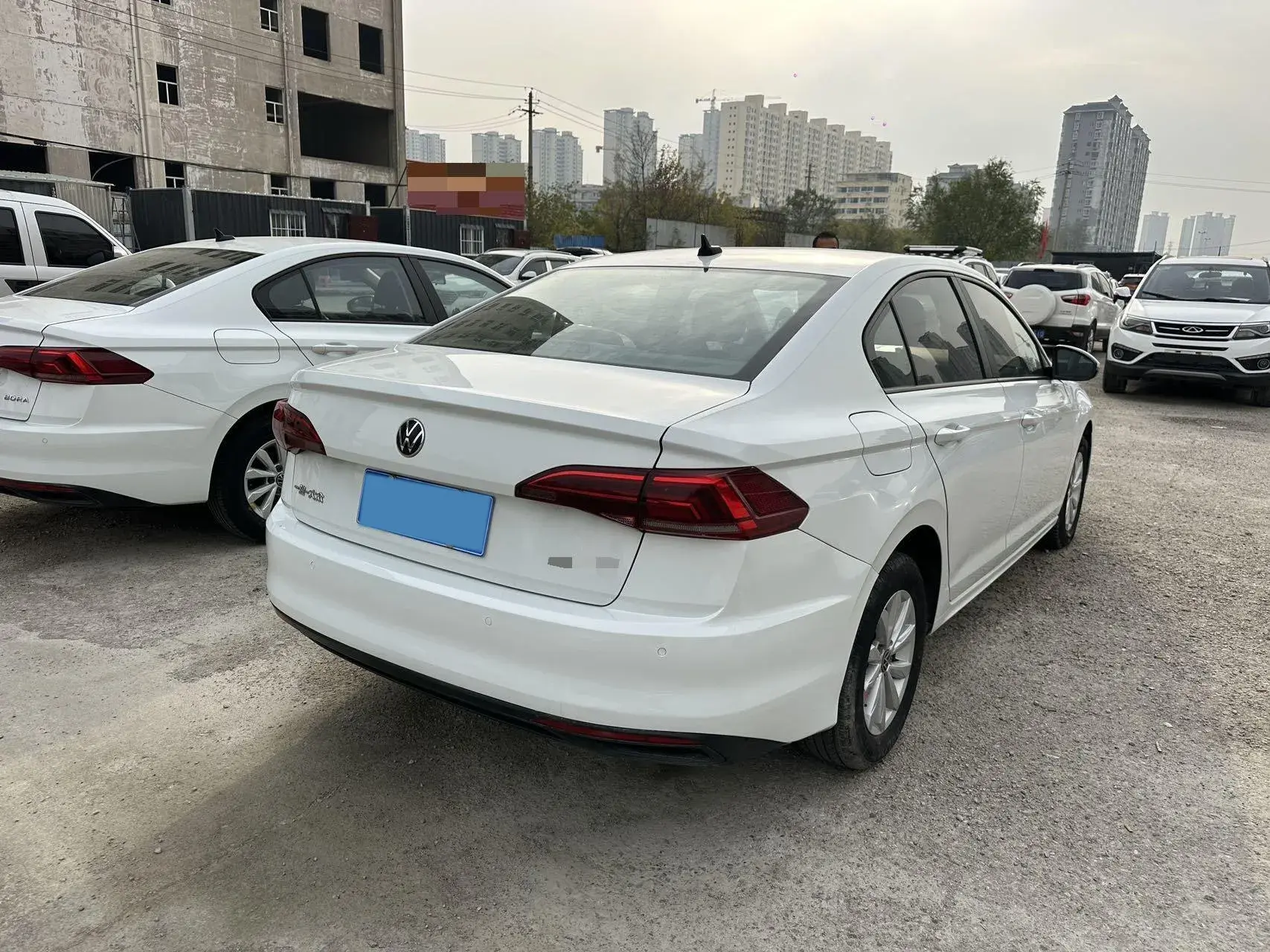 2021 VOLKSWAGEN BORA thumbnail 4