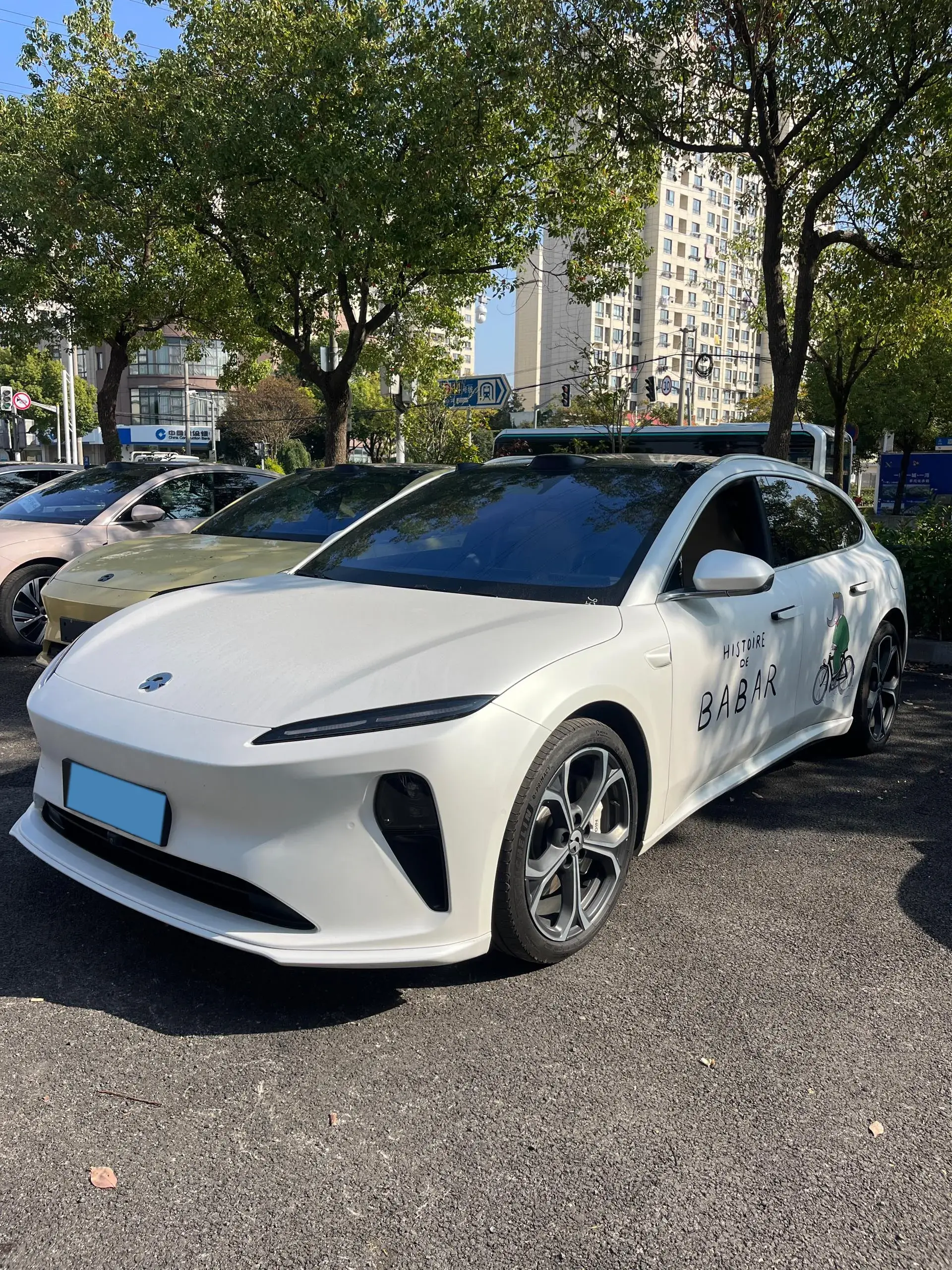 2023 NIO ET5T thumbnail 3