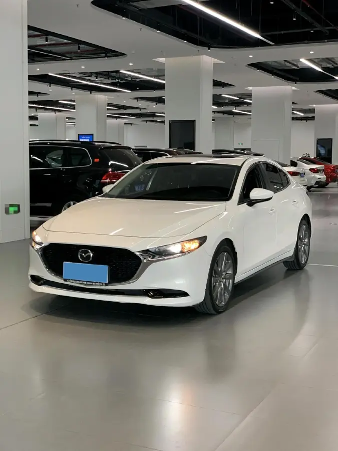 2023 Mazda 3 Axela 2.0L 158HP L4 6AT
