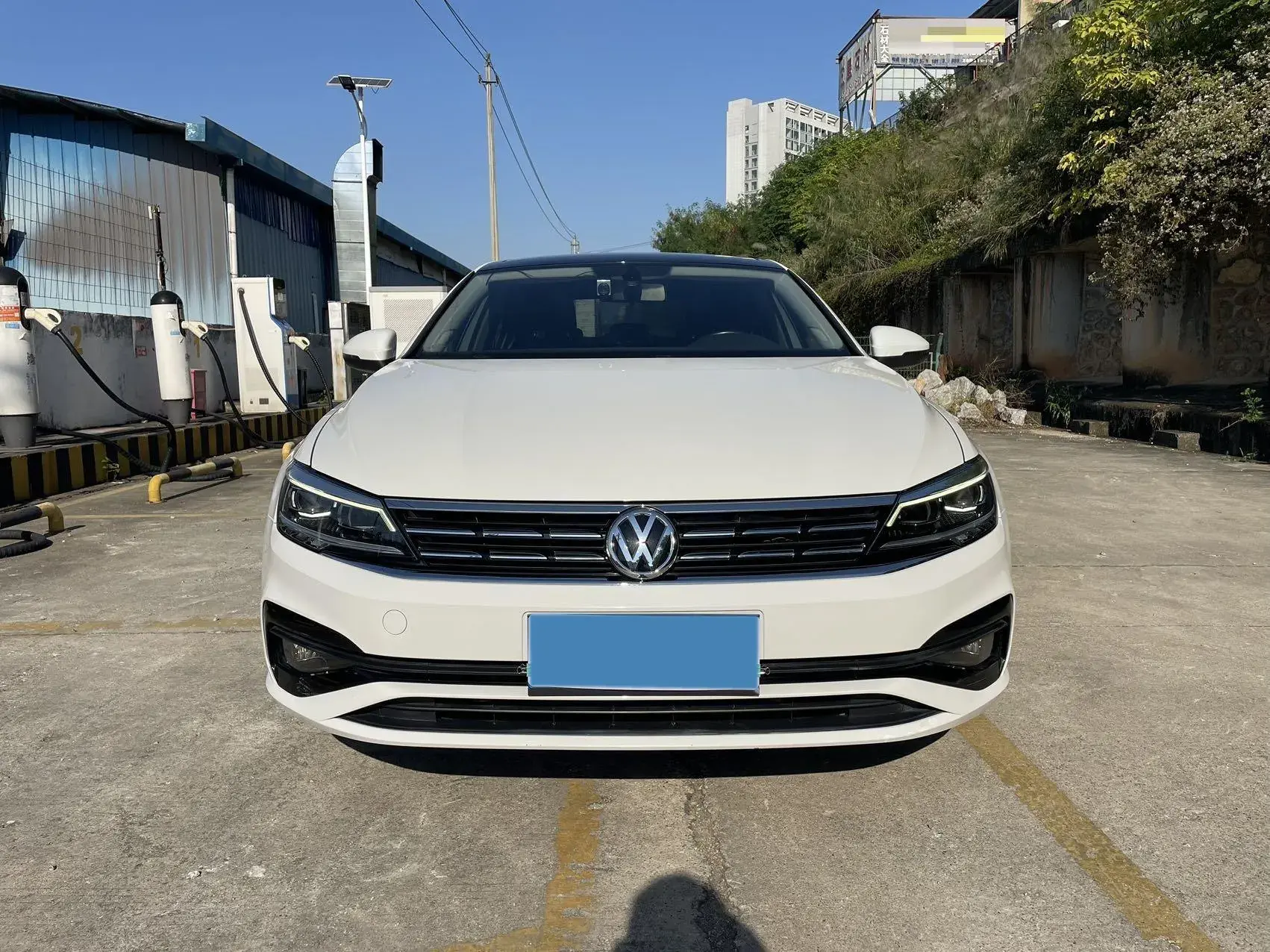 2019 VOLKSWAGEN LAMANDO thumbnail 2