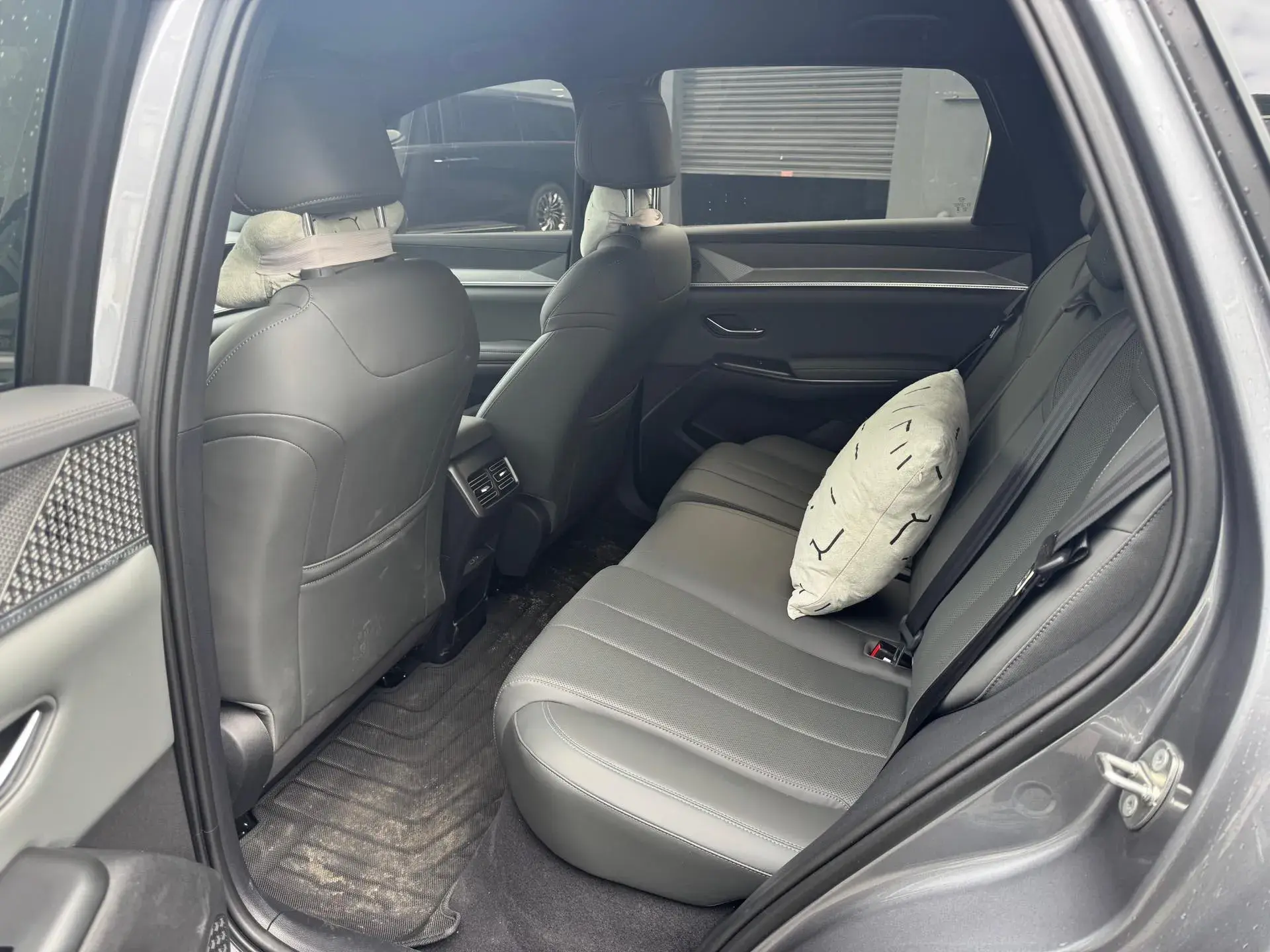 2025 BYD SONG thumbnail 4