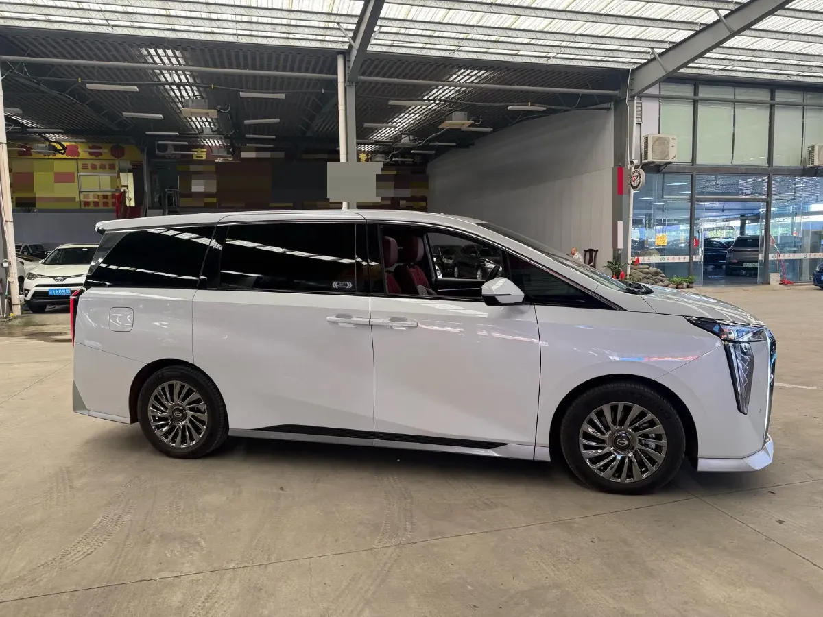 2024 GAC Trumpchi M8 2.0T 190HP L4 E-CVT Hybrid,autocango,china used car exporter,china ev exporter,chinese used car exporter,chinese used ev exporter