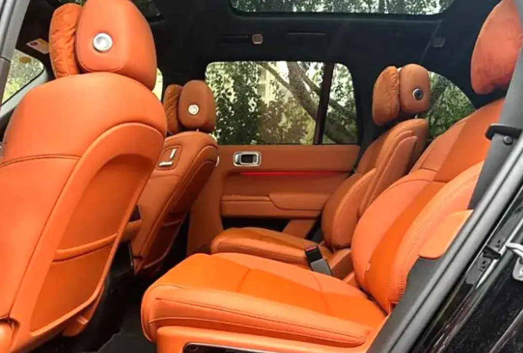 2023 LI L8 thumbnail 3