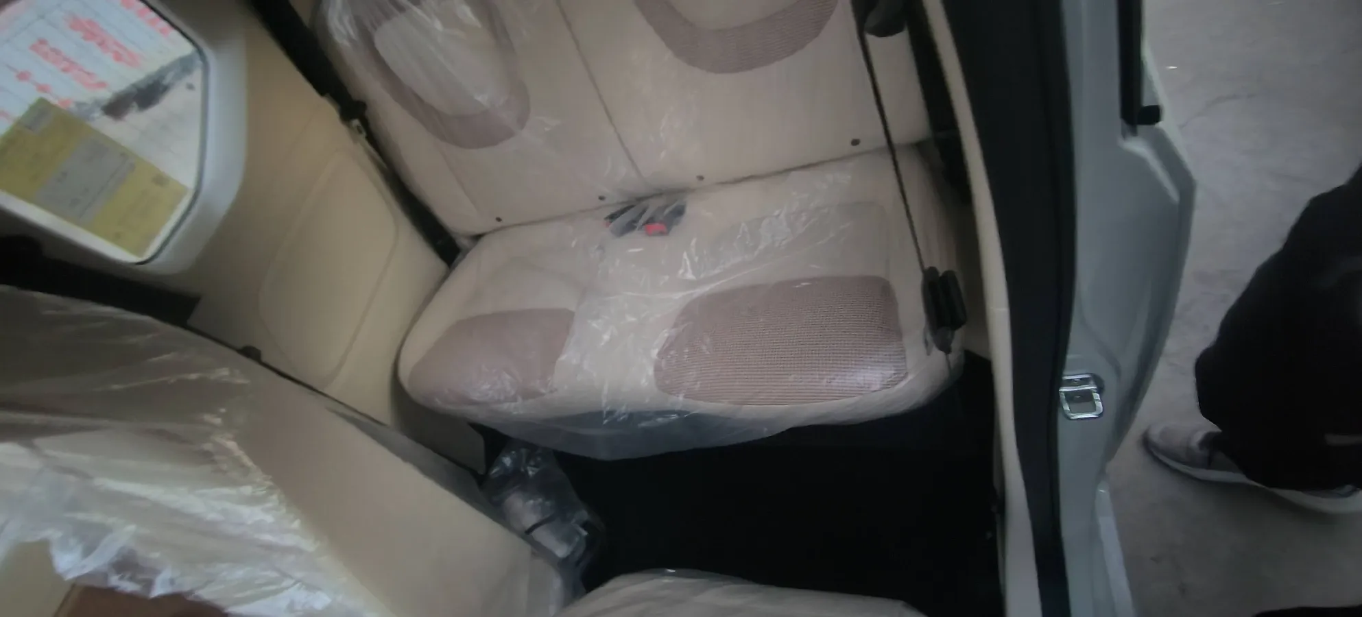 2024 WuLing HongGuang MINI EV BEV 17.3KWH,autocango,china used car exporter,china ev exporter,chinese used car exporter,chinese used ev exporter